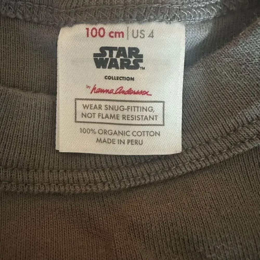 Hanna Andersson Star Wars R2-D2 pajamas (size 4)